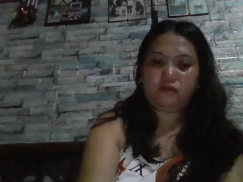 Snapshot of Lunasky05 chatting on July 26, 2026, 12:45 pm Lunasky05 online show from July 26, 2026, 12:45 pm