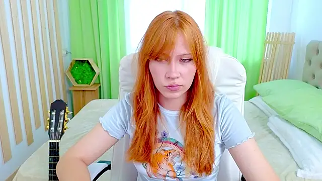 Fleur  Fox online show from July 27, 2026, 8:54 am