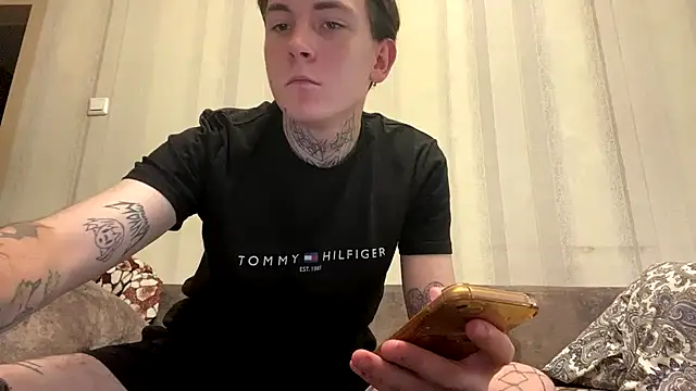 YourNikolas online show from July 22, 2026, 7:21 am