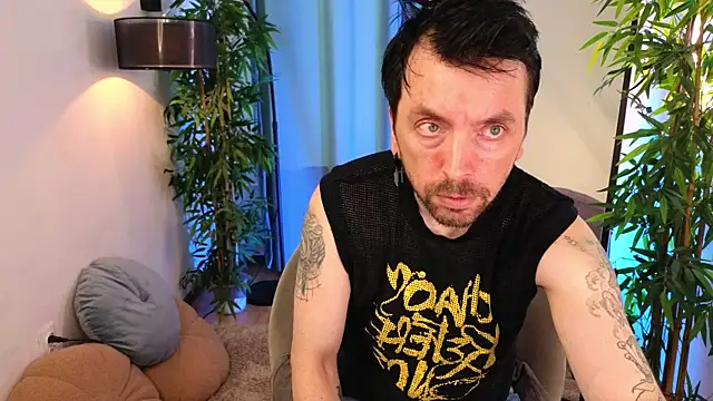 Markus R1vas online show from July 21, 2026, 3:24 pm