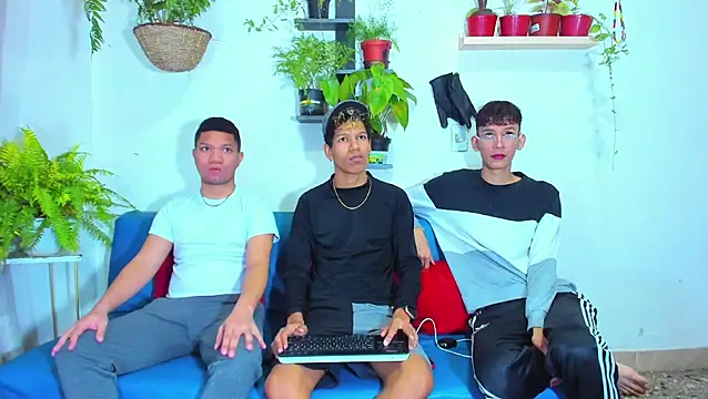 AverageDirtyBoys online show from July 21, 2026, 6:20 pm