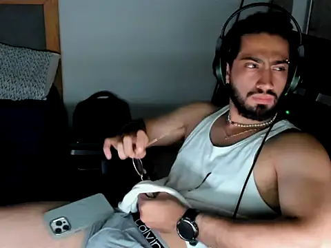 Thiagox2002 online show from July 23, 2026, 1:19 am