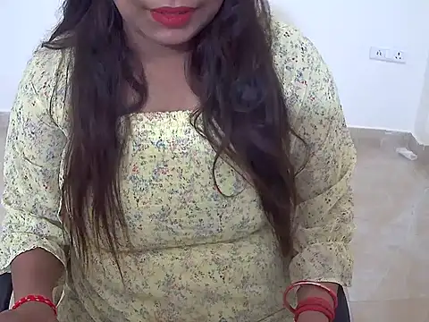 DivaLuv online show from July 22, 2026, 5:53 am