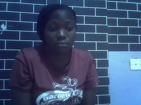 prettydivabloom online show from August 3, 2026, 1:14 am
