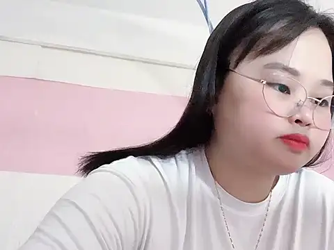 Nhungnhung88 online show from July 26, 2026, 7:15 am