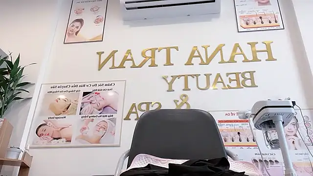 Katy Bae online show from September 23, 2025, 4:19 am