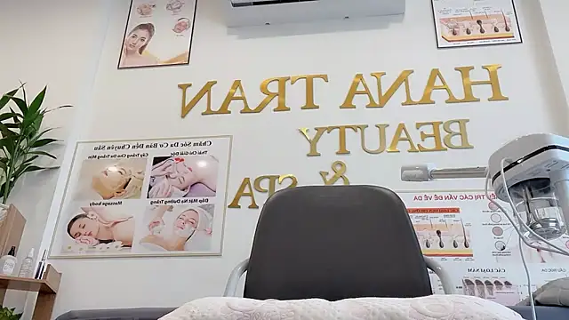 Katy Bae online show from October 8, 2025, 4:14 am