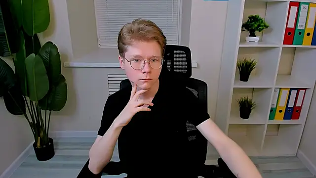 DanielSanders online show from August 1, 2026, 10:46 am