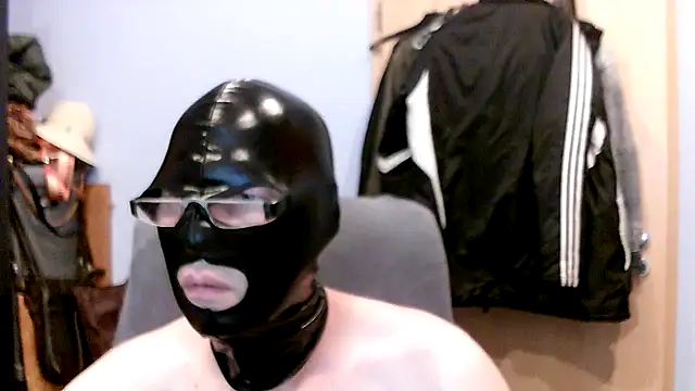 Gesichtsfotze69 online show from July 23, 2026, 8:33 am