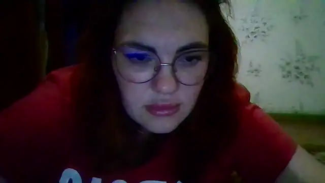 PolinaxxXl online show from July 22, 2026, 9:28 pm