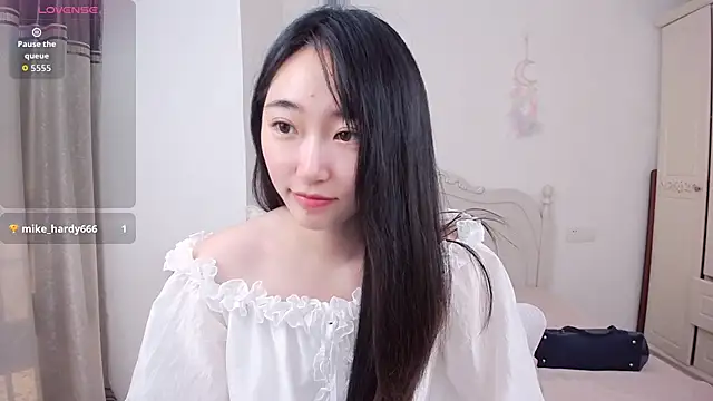 VeronicaDaugherty online show from July 26, 2026, 10:33 am
