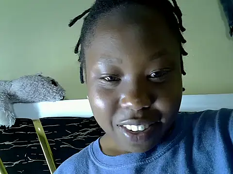 Misslovvie online show from July 25, 2026, 8:26 pm