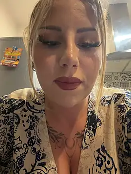 mila kween online show from July 24, 2026, 10:17 pm