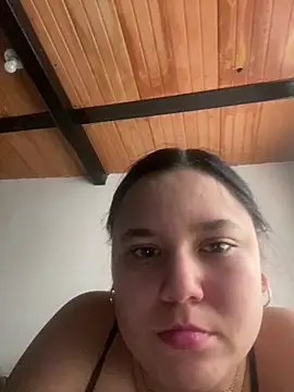 MariaMendoza09 online show from August 4, 2026, 8:13 pm