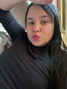 MariaMendoza09 online show from July 28, 2026, 8:45 pm