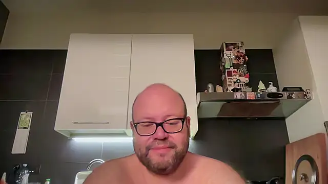 theitalianbear online show from May 15, 2026, 11:03 pm