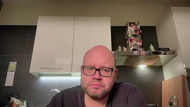 theitalianbear online show from May 7, 2026, 2:49 am