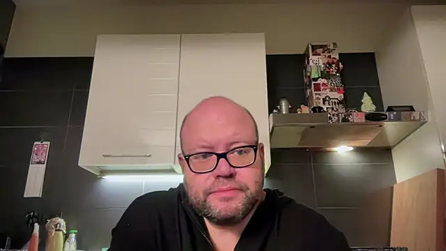 theitalianbear online show from April 7, 2026, 3:08 am