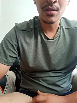 Zakaria001234 online show from July 30, 2026, 1:21 pm