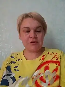 Snapshot of LittleFlower777 chatting on July 27, 2026, 12:34 pm LittleFlower777 online show from July 27, 2026, 12:34 pm