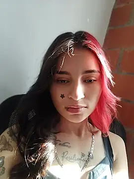 Ale moon online show from July 28, 2026, 8:52 pm