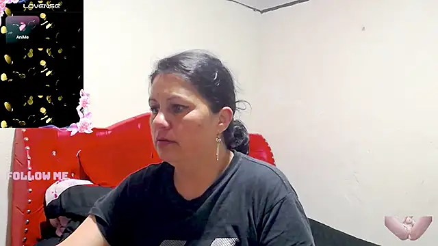 sexy jhoan88 online show from November 23, 2025, 10:03 am