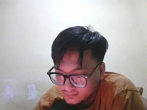 Hikkk     online show from August 5, 2026, 4:34 pm