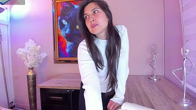 julianaaldanaa online show from July 28, 2026, 12:48 pm