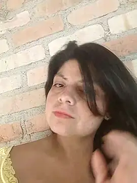 alanahot2026 online show from July 28, 2026, 10:20 pm