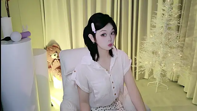 JIUYUE00 online show from August 3, 2026, 7:05 am