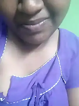 Snapshot of tamilfathima chatting on August 1, 2026, 4:43 am tamilfathima online show from August 1, 2026, 4:43 am