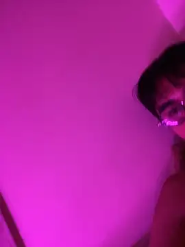 Xyrien Miller online show from August 1, 2026, 3:59 am