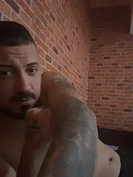 StepSisY online show from July 31, 2026, 8:50 pm