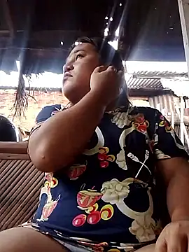 Andrea0414 online show from February 11, 2026, 10:31 pm