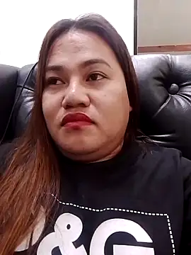 Andrea0414 online show from February 20, 2025, 3:45 am