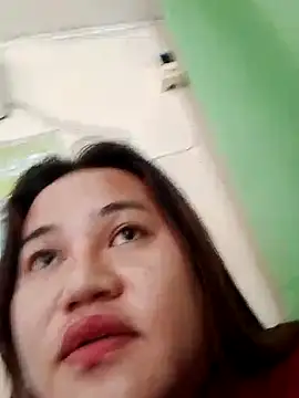 Andrea0414 online show from February 26, 2025, 4:41 am