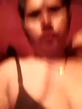 Snapshot of HotRavitapal chatting on August 9, 2026, 4:35 pm HotRavitapal online show from August 9, 2026, 4:35 pm