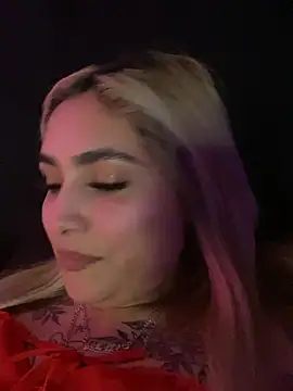 rubiaaqueen online show from August 7, 2026, 3:01 am