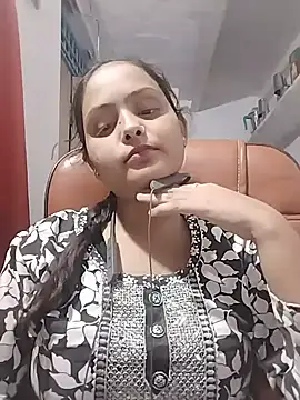 Snapshot of Kiran-Pandey chatting on August 3, 2026, 8:26 pm Kiran-Pandey online show from August 3, 2026, 8:26 pm