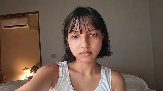 Snapshot of Sharvari-94 chatting on August 1, 2026, 8:51 pm Sharvari-94 online show from August 1, 2026, 8:51 pm
