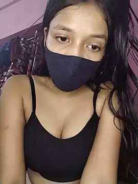 Snapshot of new-19th chatting on August 3, 2026, 5:52 pm new-19th online show from August 3, 2026, 5:52 pm