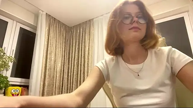 Snapshot of ViennaKiss chatting on August 7, 2026, 11:49 am ViennaKiss online show from August 7, 2026, 11:49 am