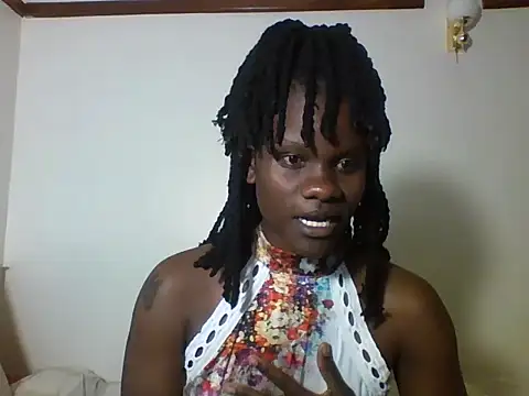 Snapshot of Wildlower_ chatting on August 5, 2026, 5:07 pm Wildlower online show from August 5, 2026, 5:07 pm