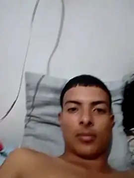 Snapshot of Bajja_P4ntyy chatting on August 4, 2026, 9:19 pm Bajja P4ntyy online show from August 4, 2026, 9:19 pm