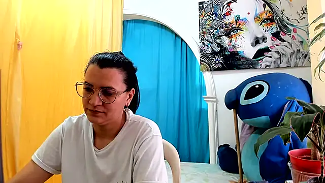MARILYN GARCIA online show from August 7, 2026, 2:56 pm