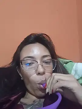 Snapshot of sapequita chatting on August 4, 2026, 11:42 pm sapequita online show from August 4, 2026, 11:42 pm