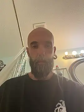 zachtheman69 online show from August 4, 2026, 11:09 pm