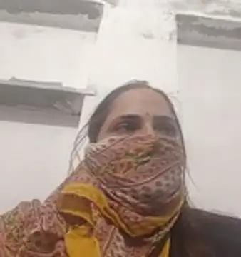 Snapshot of Anisha_Ro chatting on August 5, 2026, 5:40 pm Anisha Ro online show from August 5, 2026, 5:40 pm