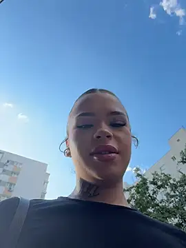 nickybenzz online show from August 6, 2026, 3:18 pm