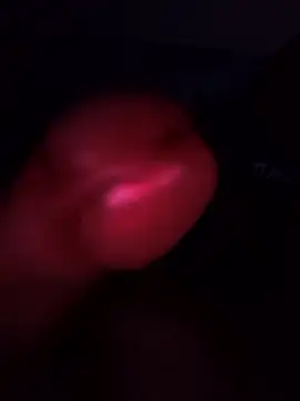 Icen  online show from February 15, 2026, 3:29 am